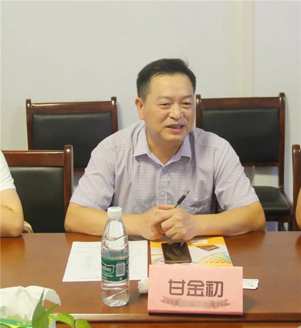 1534151532294663.jpg 640.webp (6).jpg